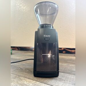 Go-to burr grinder Baratza Encore